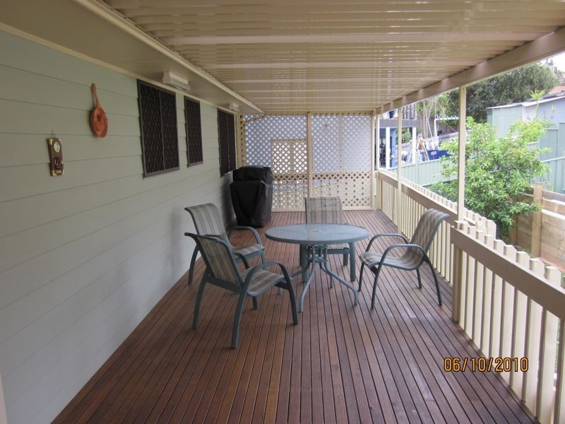 42 Surf Beach Avenue, Surf Beach NSW 2536