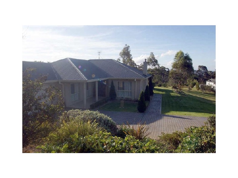 17 Highland Avenue, Surf Beach NSW 2536