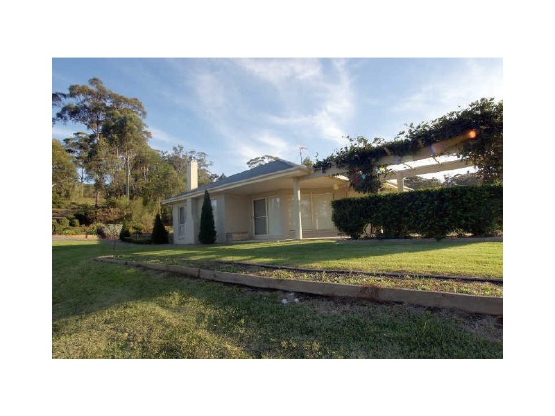 17 Highland Avenue, Surf Beach NSW 2536
