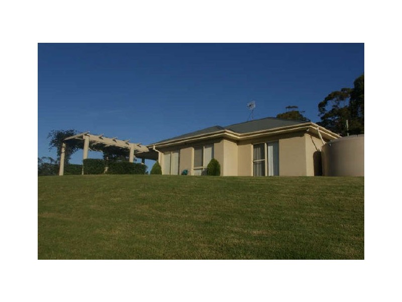 17 Highland Avenue, Surf Beach NSW 2536