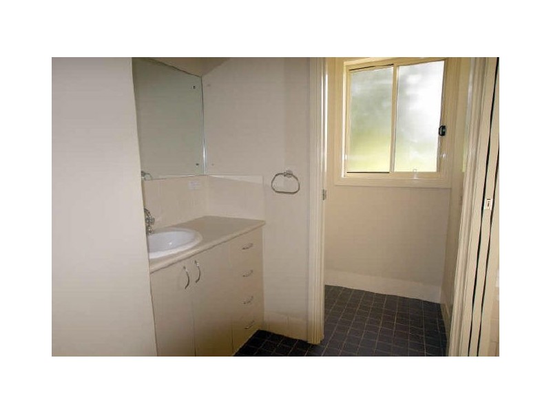 17 Highland Avenue, Surf Beach NSW 2536