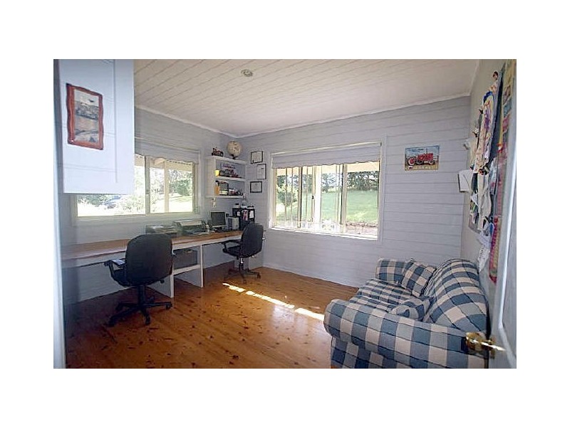 458 The Ridge Road, Surf Beach NSW 2536