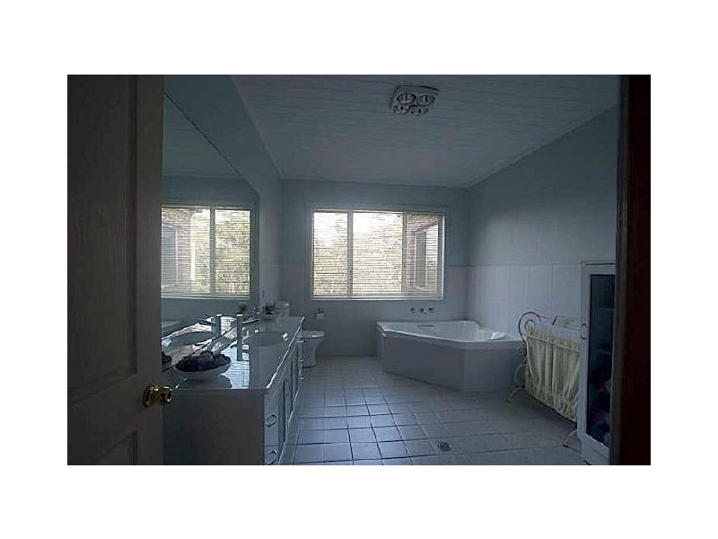 458 The Ridge Road, Surf Beach NSW 2536