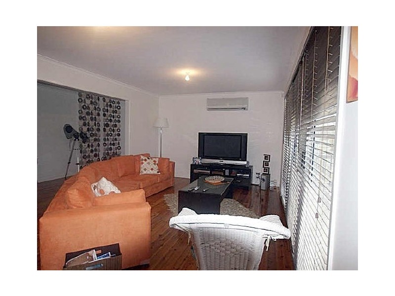 18 Belbowrie Parade, Maloneys Beach NSW 2536