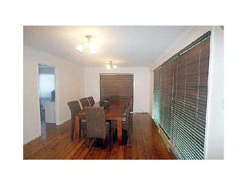 18 Belbowrie Parade, Maloneys Beach NSW 2536