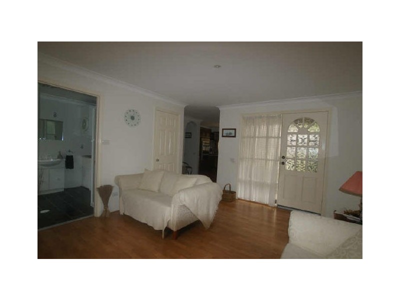 9/11 Beechwood Court ‘ Banksia Lodge’, Sunshine Bay NSW 2536