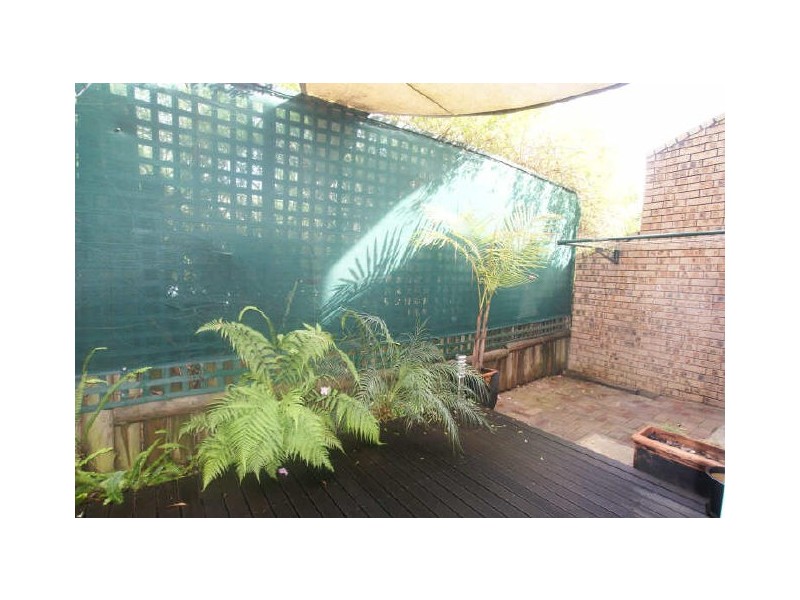 9/11 Beechwood Court ‘ Banksia Lodge’, Sunshine Bay NSW 2536