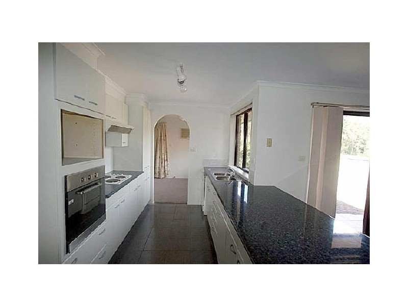 83 Karoola Crescent, Surfside NSW 2536