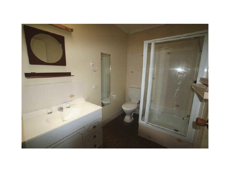 18/1 Calton Road ” Norfolk Gardens”, Batehaven NSW 2536