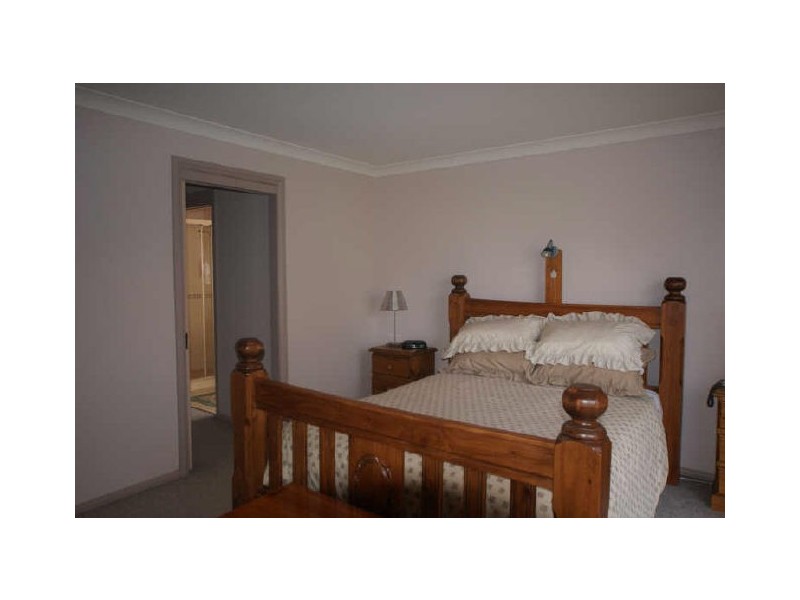 13 Lewana Close, Lilli Pilli NSW 2536