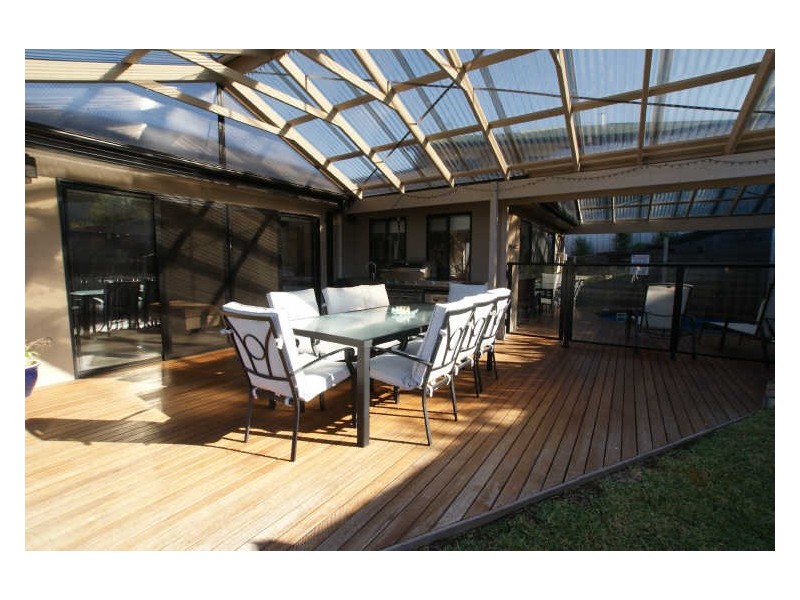 8 Cassia Place, Catalina NSW 2536