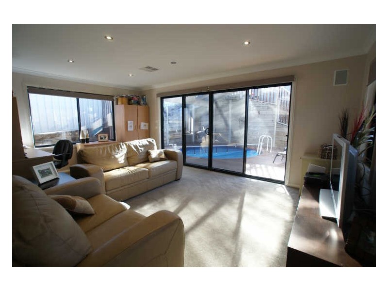 8 Cassia Place, Catalina NSW 2536