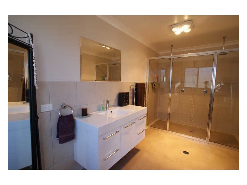 8 Cassia Place, Catalina NSW 2536