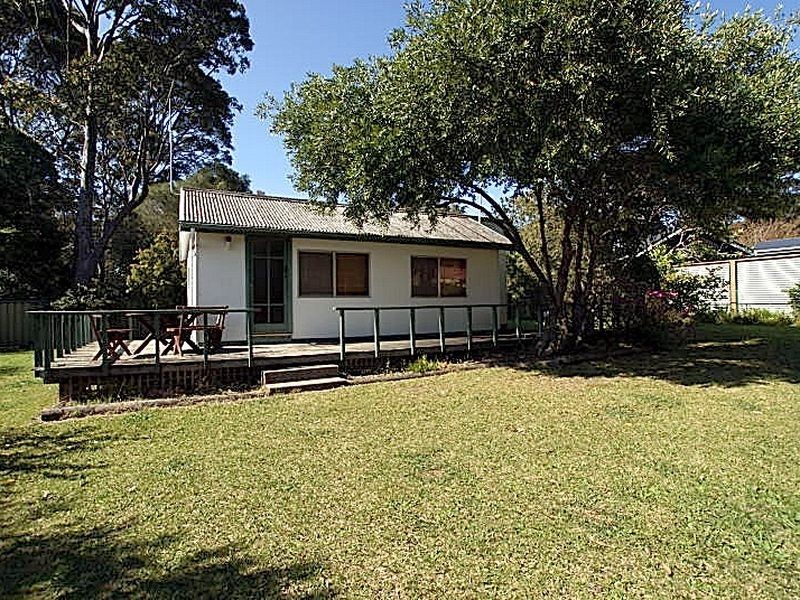 20 Surfside Avenue, Mossy Point NSW 2537