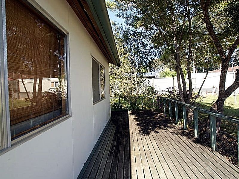 20 Surfside Avenue, Mossy Point NSW 2537
