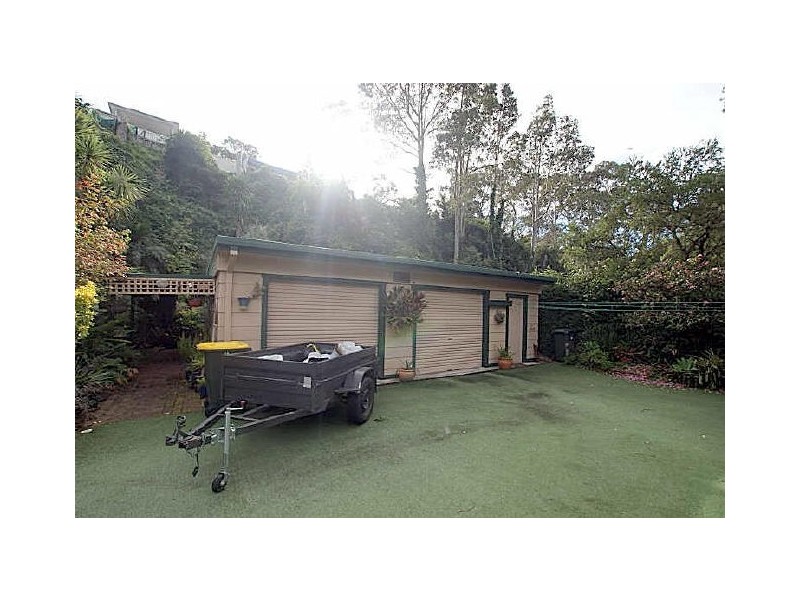 15 Timbara Crescent, Surfside NSW 2536