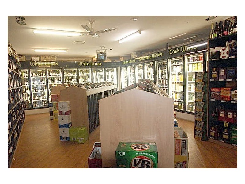 “Surf Beach Cellars”/640 Beach Road, Surf Beach NSW 2536