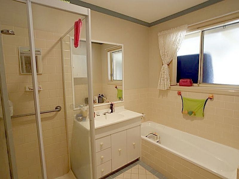 12 Osprey Place, Surfside NSW 2536
