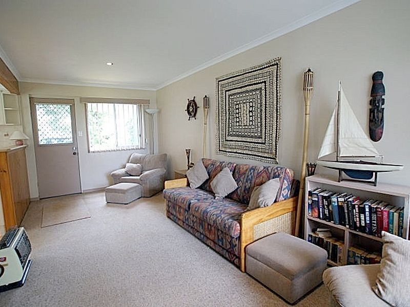 48 Myamba Parade, Surfside NSW 2536