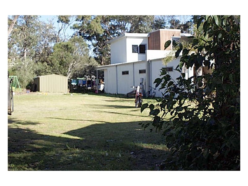 35 Imlay Street, Broulee NSW 2537