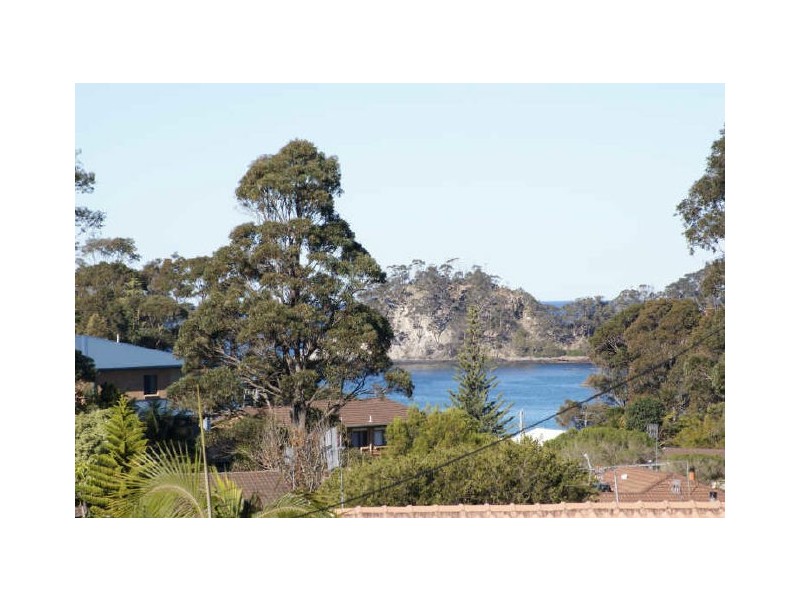 44 Cook Avenue, Surf Beach NSW 2536