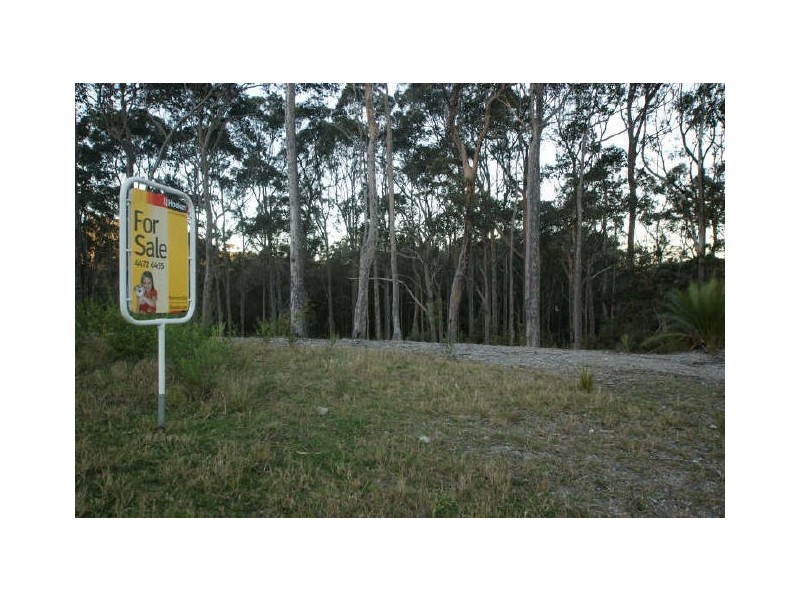 3 Banksia Grove, Malua Bay NSW 2536