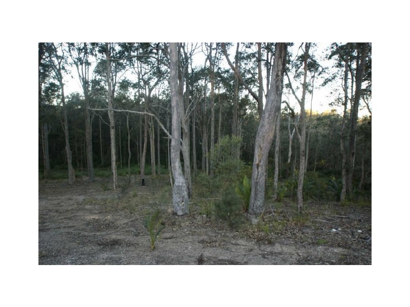 3 Banksia Grove, Malua Bay NSW 2536