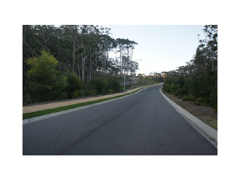 3 Banksia Grove, Malua Bay NSW 2536
