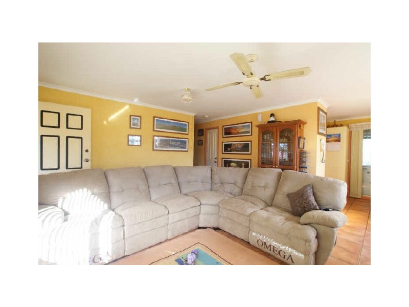 20a Peter Crescent, Batehaven NSW 2536