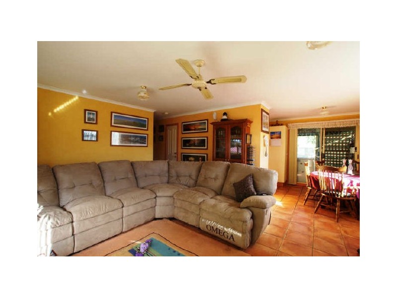 20a Peter Crescent, Batehaven NSW 2536