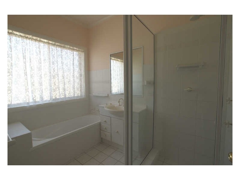 4 “Bella Vista”/48 Beach Road, Batemans Bay NSW 2536