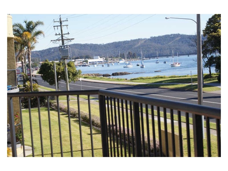 4 “Bella Vista”/48 Beach Road, Batemans Bay NSW 2536