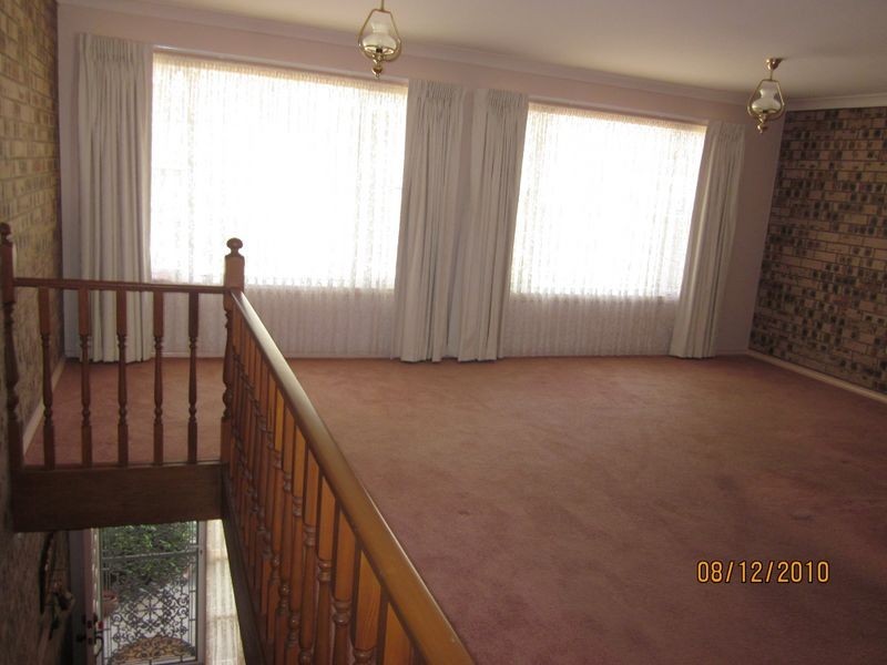 8/11 Beechwood Court, Sunshine Bay NSW 2536