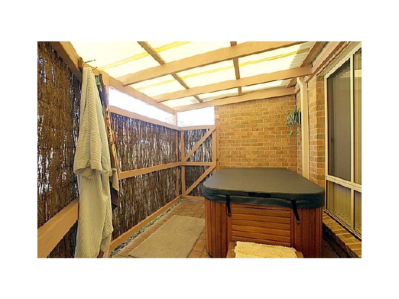 11 Boulder Place, Broulee NSW 2537