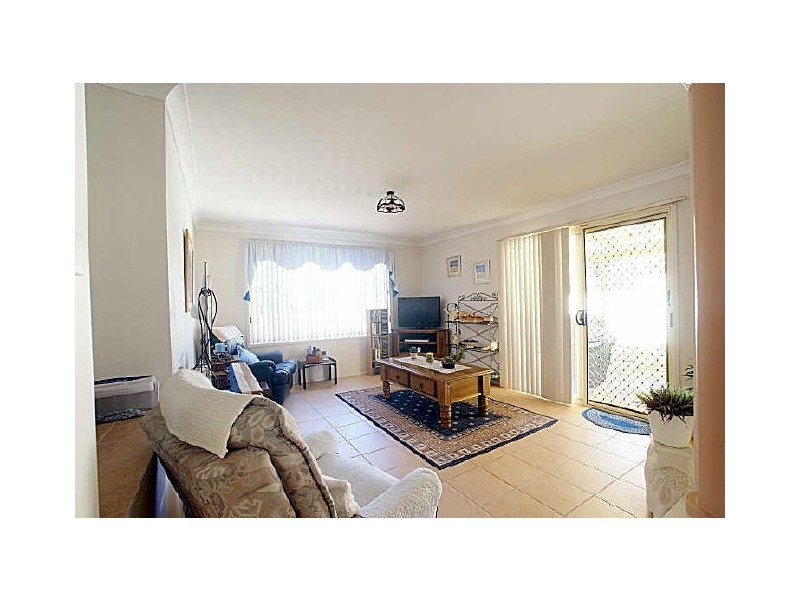 11 Boulder Place, Broulee NSW 2537