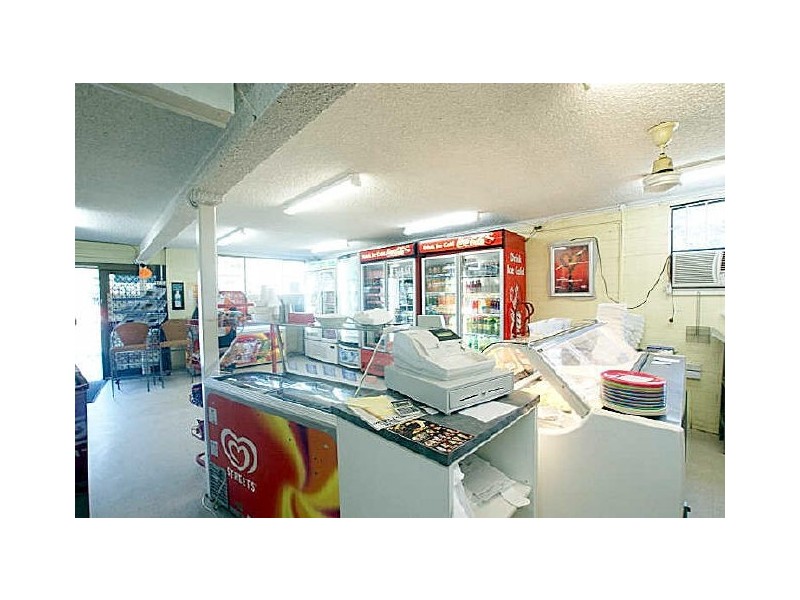 ‘Surf Beach Kiosk’/647 Beach Road, Surf Beach NSW 2536