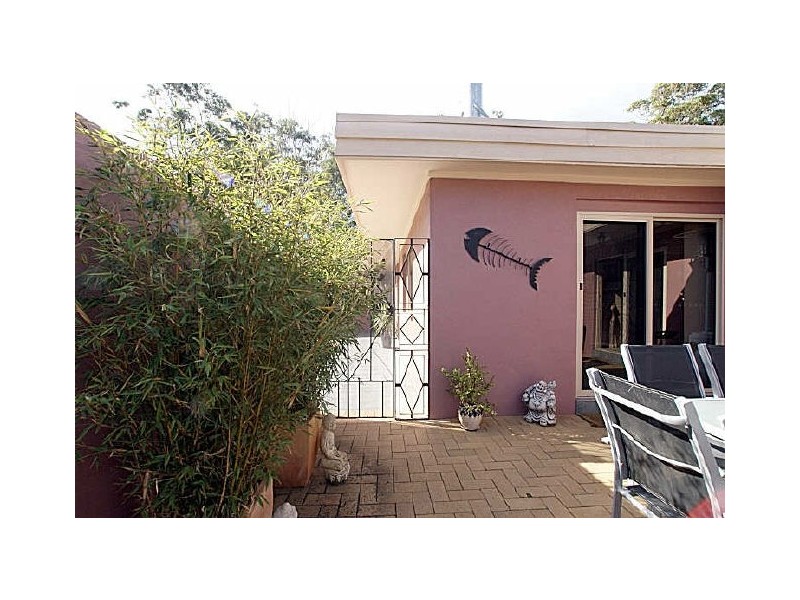 64 Elizabeth Drive, Broulee NSW 2537