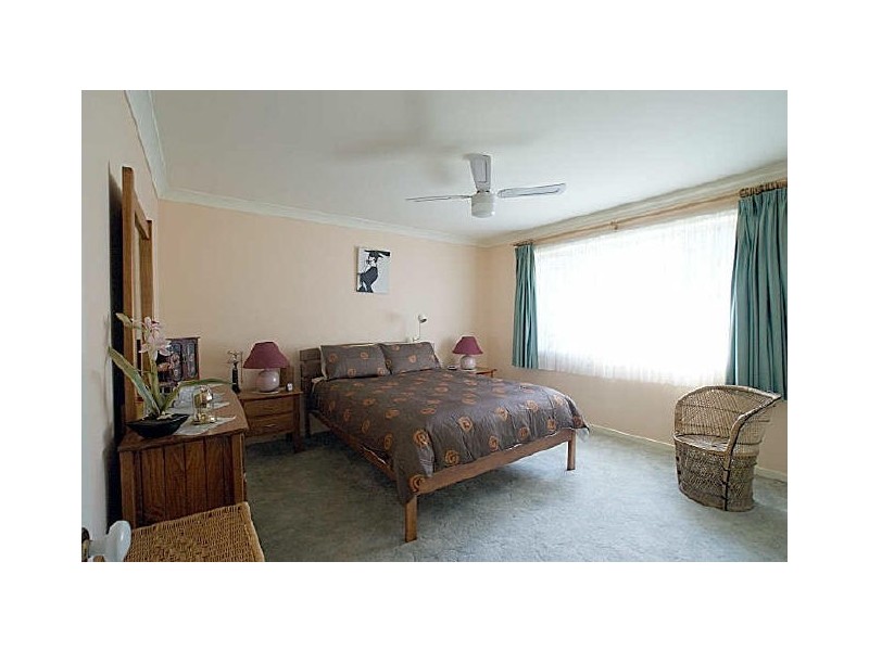 64 Elizabeth Drive, Broulee NSW 2537