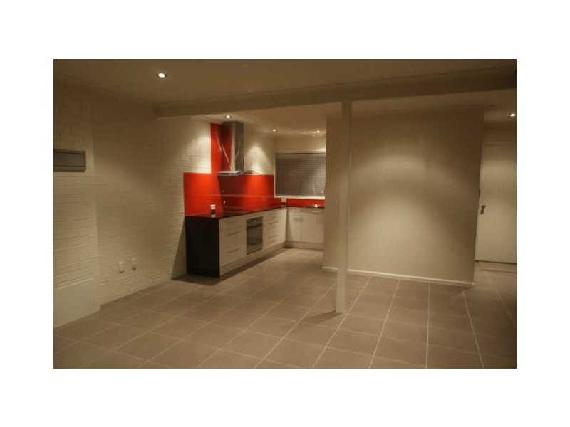 18/1 Calton Road – Norfolk Gardens, Batehaven NSW 2536