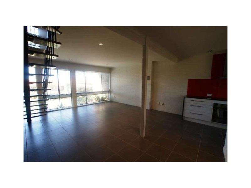 18/1 Calton Road – Norfolk Gardens, Batehaven NSW 2536