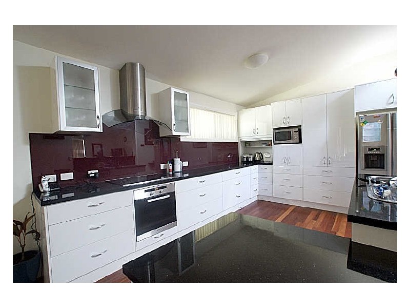 14 The Landing, Mossy Point NSW 2537