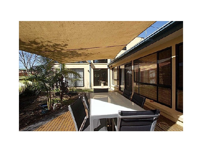 73 Sandy Place, Long Beach NSW 2536