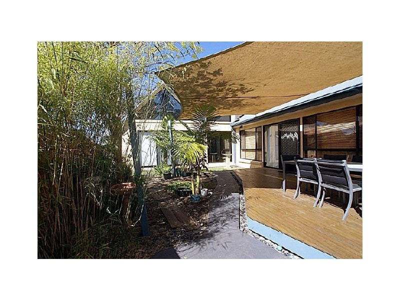 73 Sandy Place, Long Beach NSW 2536