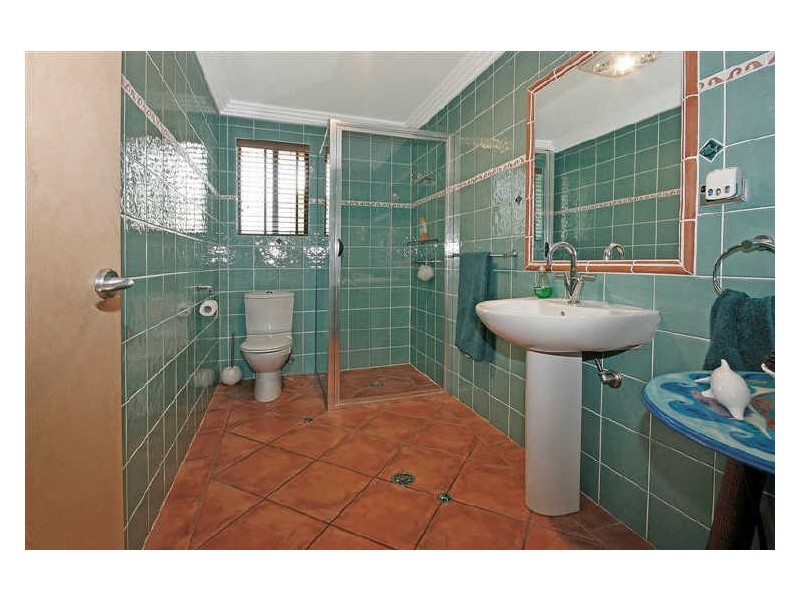 8 Myamba Parade, Surfside NSW 2536