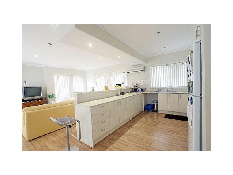 2/16 Henry Place, Long Beach NSW 2536