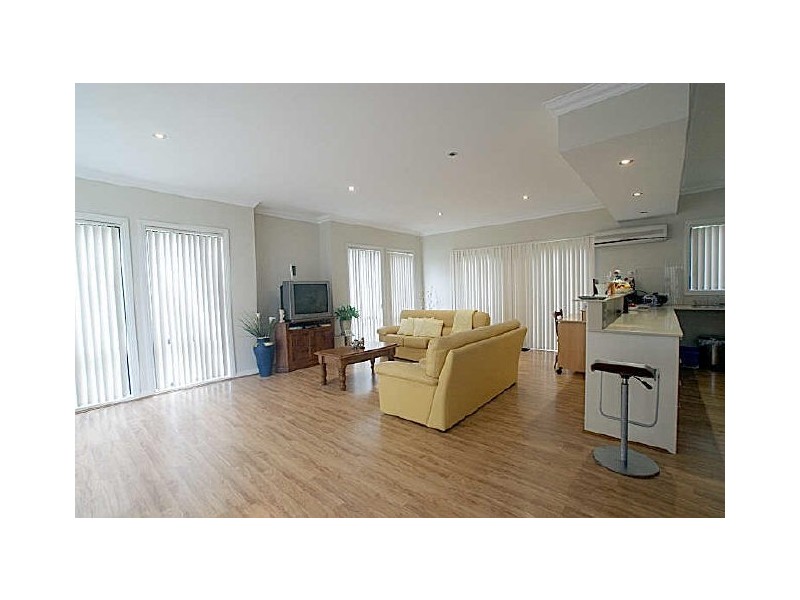 2/16 Henry Place, Long Beach NSW 2536