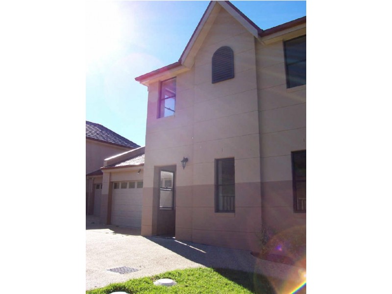 2/16 Henry Place, Long Beach NSW 2536
