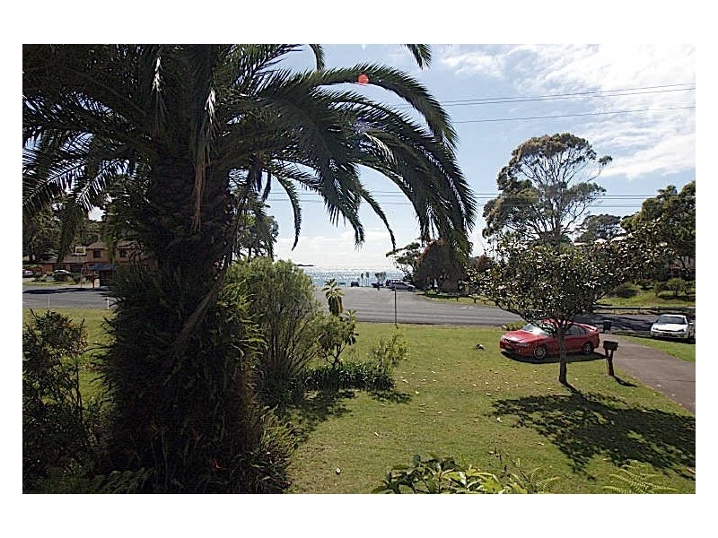 383 George Bass Drive, Malua Bay NSW 2536