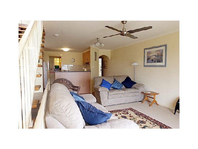 1/9 Bent Street, Batemans Bay NSW 2536