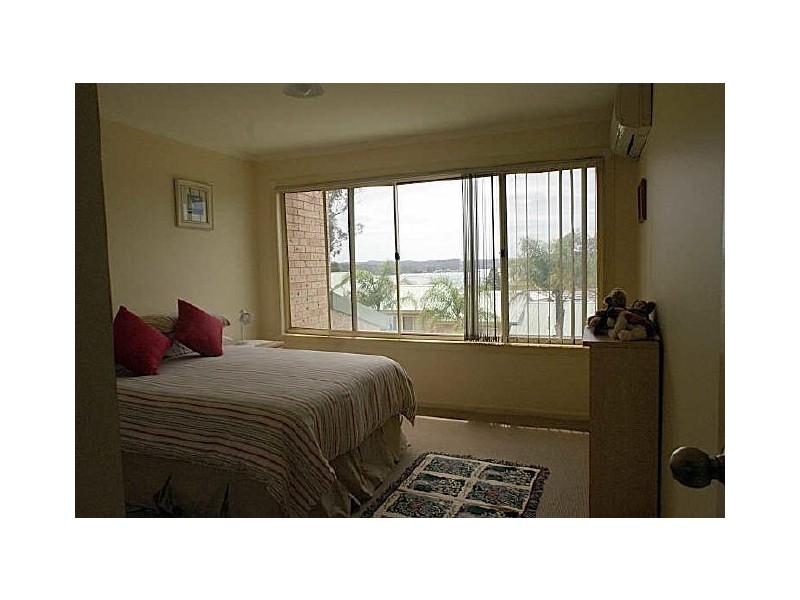 1/9 Bent Street, Batemans Bay NSW 2536